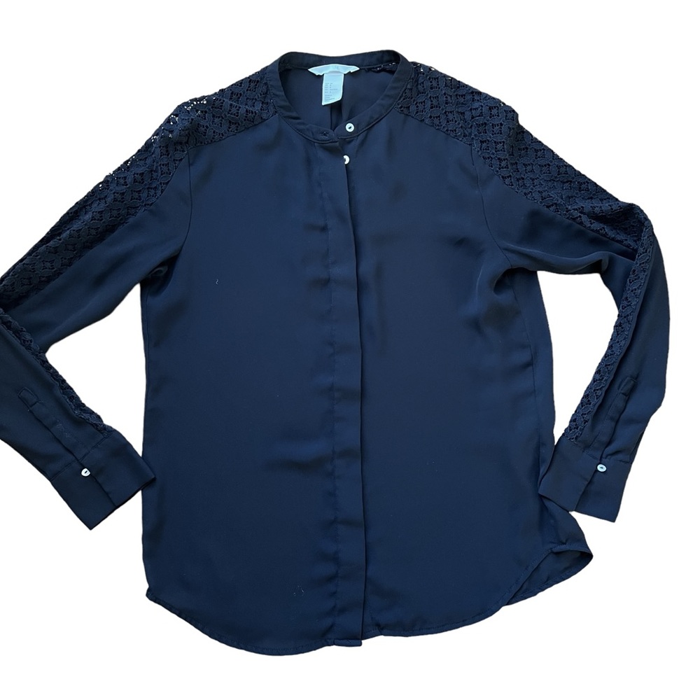 H&M Black Button Down Blouse Women’s Size 4 Long Sleeve Top Lace Detail